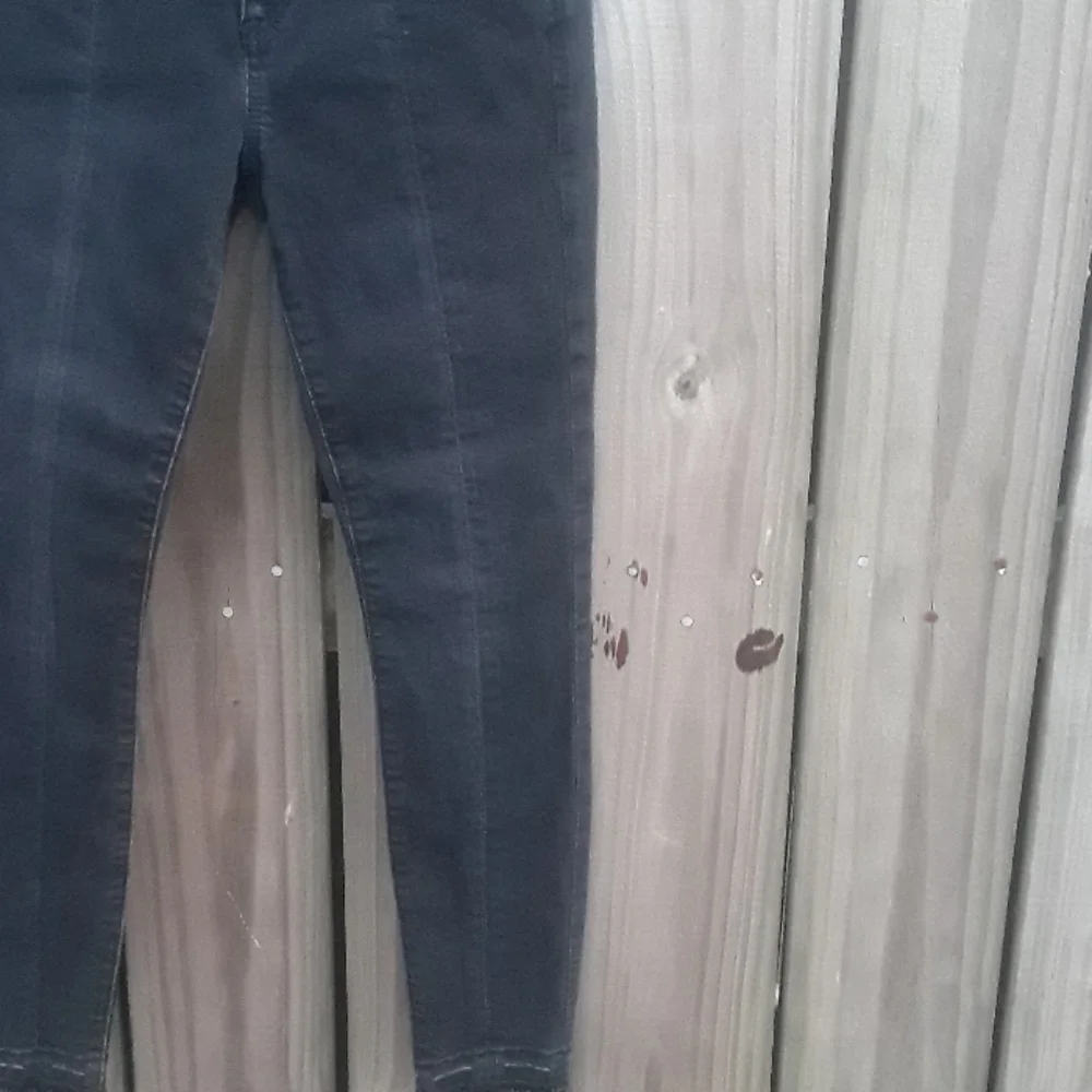 LOFT Modern Skinny Black Jeans - 26/2 - Picture 6 of 7